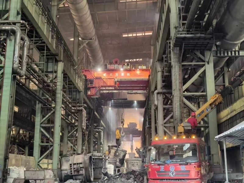 唐鋼集團(tuán)--YZ140t鑄造起重機